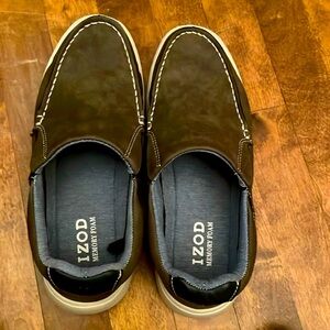 Izod shoes size 9. 
Used 3 times.